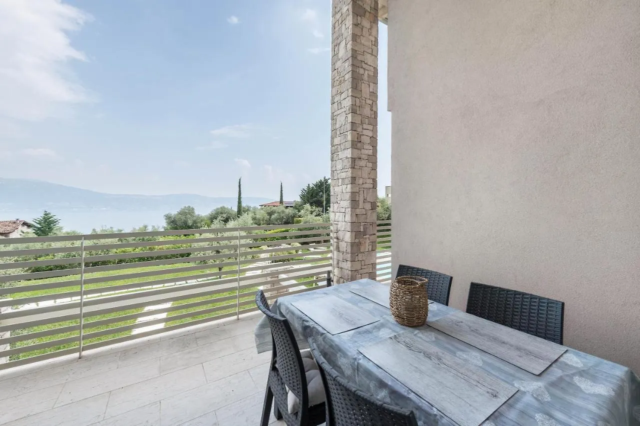 Little Paradise Lake Garda Toscolano-Maderno 0*,  Italien